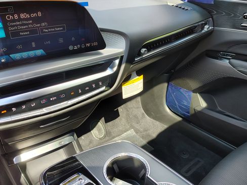 New 2026 Cadillac Lyriq Sport image 22