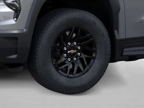 New 2026 Chevrolet Silverado EV LT image 9