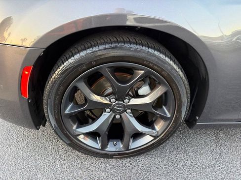 Used 2023 Chrysler 300 S image 39