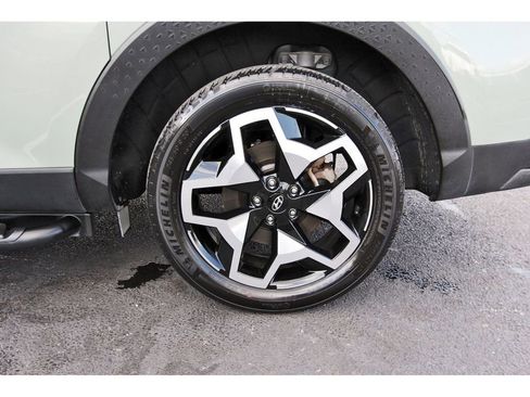 Certified 2023 Hyundai Santa Cruz Limited w/ Cargo Package image 32