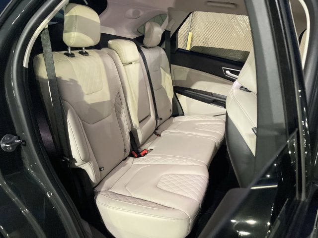 Used 2024 Ford Edge Titanium AWD/4WD image 26