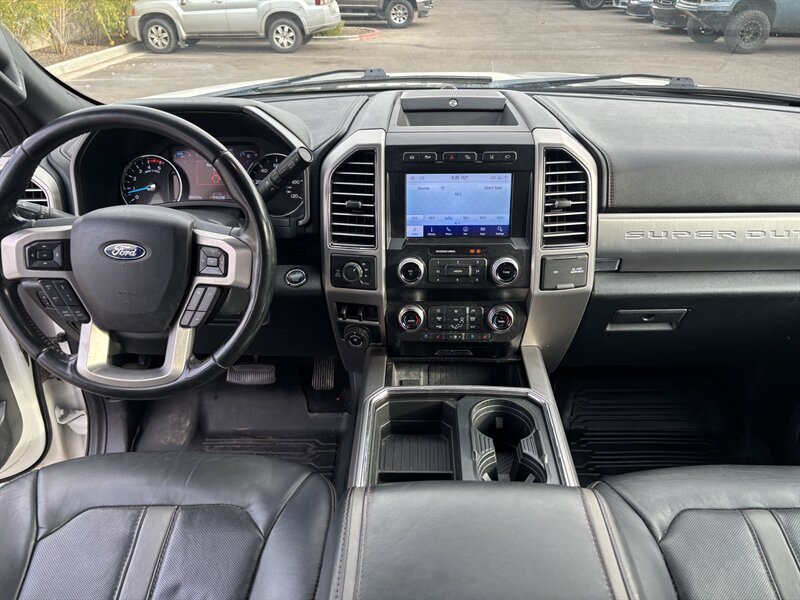 Used 2020 Ford F350 Platinum w/ Tremor Off-Road Package AWD/4WD image 26