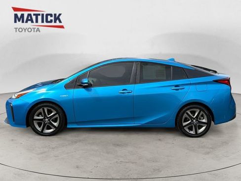 Used 2019 Toyota Prius XLE FWD image 4