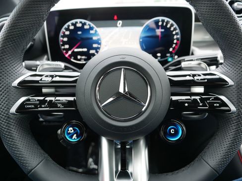 Used 2025 Mercedes-Benz GLC 63 AMG S image 25