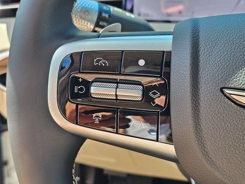 New 2026 Genesis GV70 2.5T Advanced AWD/4WD image 36