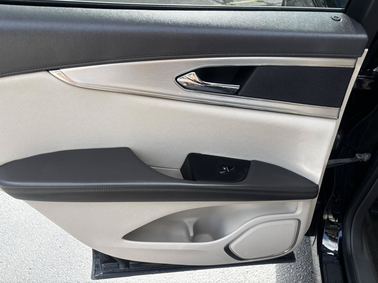 Used 2018 Lincoln MKX Premiere AWD/4WD image 19