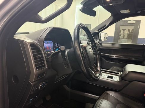 Used 2020 Ford Expedition Max Limited w/ Equipment Group 301A image 11