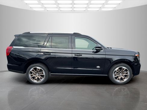 New 2025 Ford Expedition King Ranch image 3