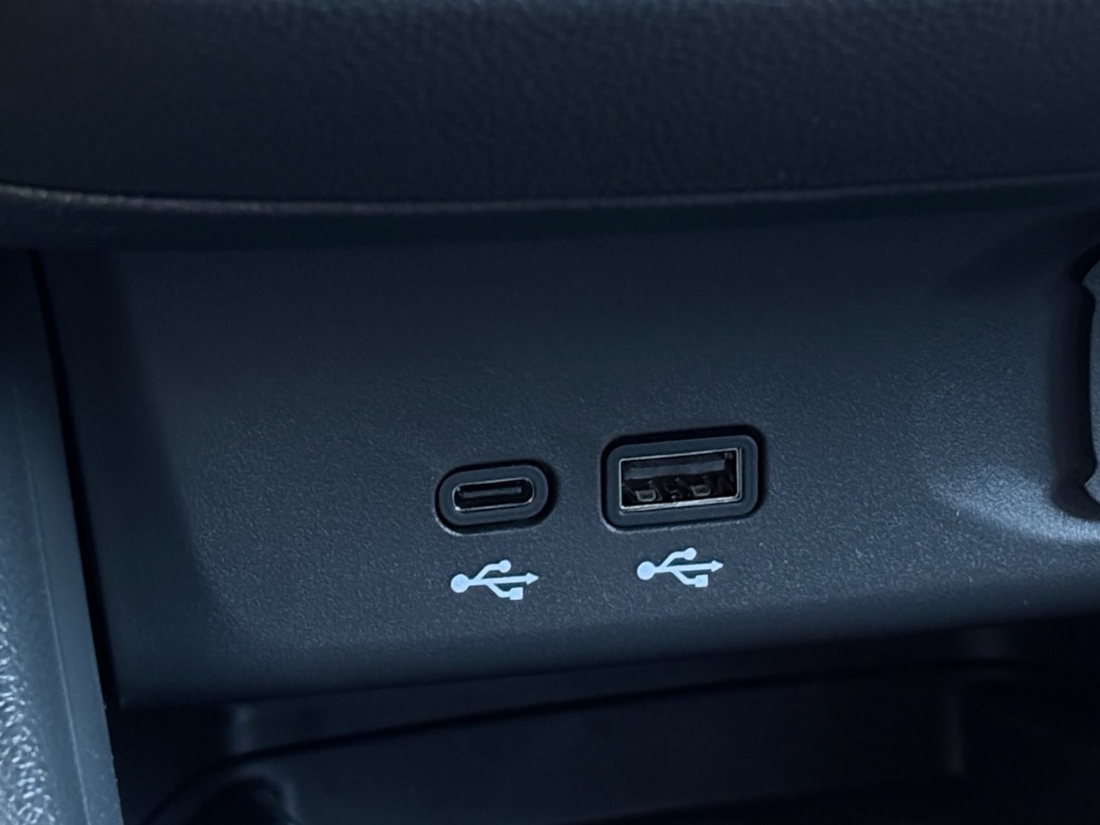 New 2026 Buick Envista Sport Touring w/ Convenience I Package FWD image 21
