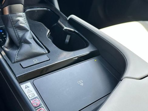 Used 2023 Lexus ES 350 w/ Premium Package image 16