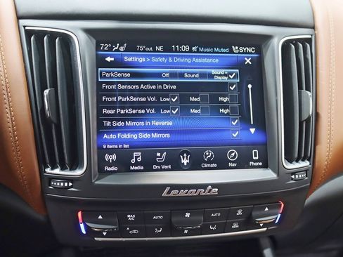 Used 2020 Maserati Levante GranSport image 24