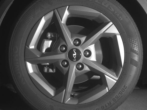 Used 2025 Kia K4 LXS image 12