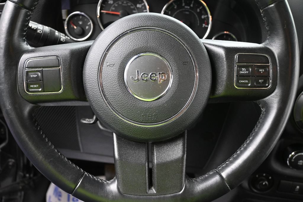 Used 2018 Jeep Wrangler Unlimited Sport S AWD/4WD image 13