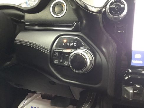 Used 2022 RAM 1500 Limited w/ Body Color Bumper Group AWD/4WD image 34