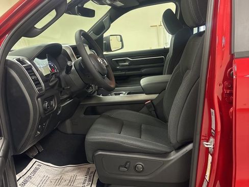 New 2026 RAM 1500 4x4 Crew Cab image 10