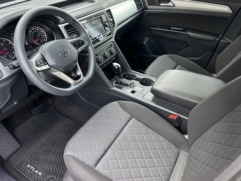 Certified 2020 Volkswagen Atlas Cross Sport S image 11