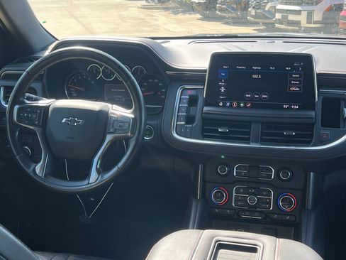 Used 2021 Chevrolet Tahoe RST w/ Luxury Package AWD/4WD image 23