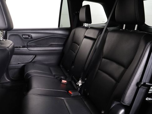 Used 2023 Honda Passport EX-L image 32