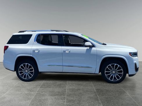 Used 2023 GMC Acadia Denali w/ Denali Ultimate Package FWD image 6
