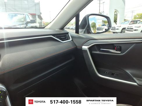 Used 2022 Toyota RAV4 Adventure AWD/4WD image 22