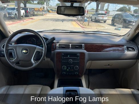 Used 2014 Chevrolet Suburban LT w/ Texas Edition RWD image 12