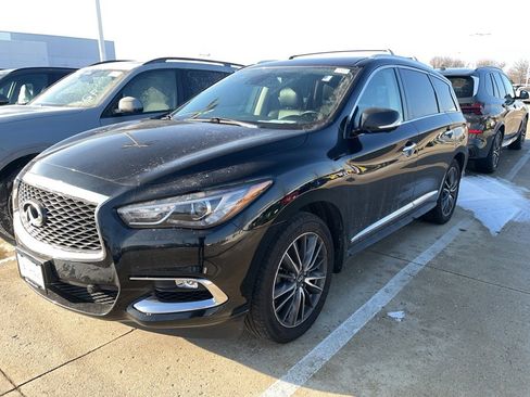 Used 2017 INFINITI QX60 Luxe w/ Deluxe Technology Package image 1