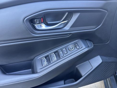 Used 2024 Honda Accord Sport image 9