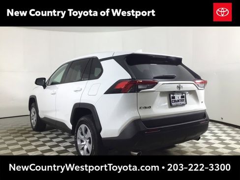 Used 2025 Toyota RAV4 LE image 5