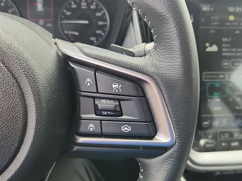 Used 2025 Subaru Outback Premium AWD/4WD image 16