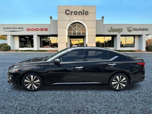 Used 2019 Nissan Altima 2.5 SV FWD image 7