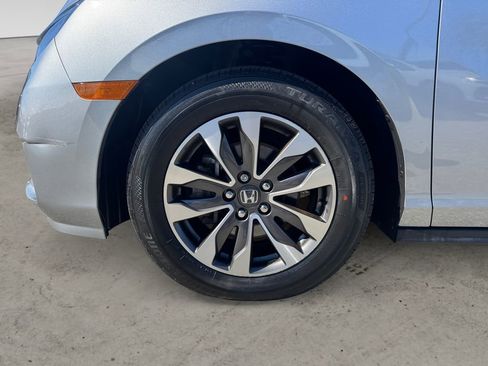 Used 2023 Honda Odyssey EX-L image 7