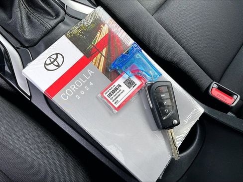 Certified 2024 Toyota Corolla LE FWD image 30