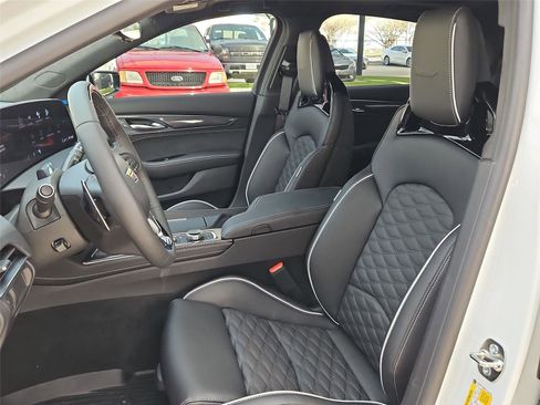 New 2026 Cadillac CT5 V RWD image 11