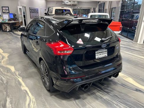 Used 2017 Ford Focus RS AWD/4WD image 29