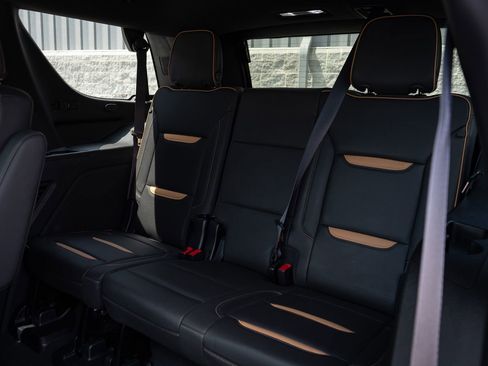 Used 2023 GMC Yukon AT4 w/ AT4 Premium Package AWD/4WD image 20