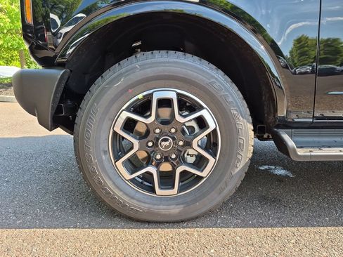 New 2026 Ford Bronco Outer Banks AWD/4WD image 10