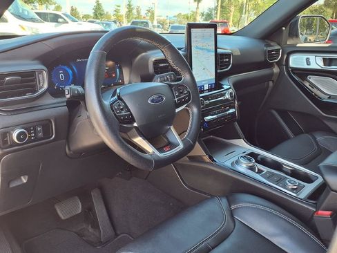 Used 2022 Ford Explorer ST w/ Equipment Group 401A AWD/4WD image 25