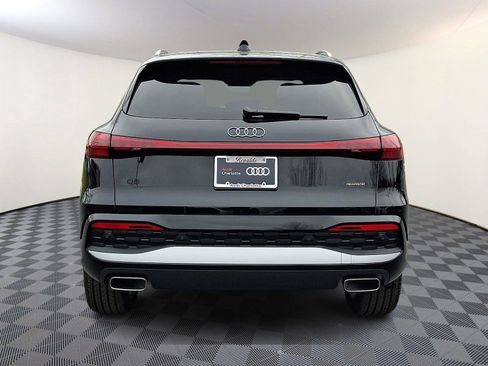 Used 2025 Audi Q5 Premium Plus w/ Premium Plus AWD/4WD image 5