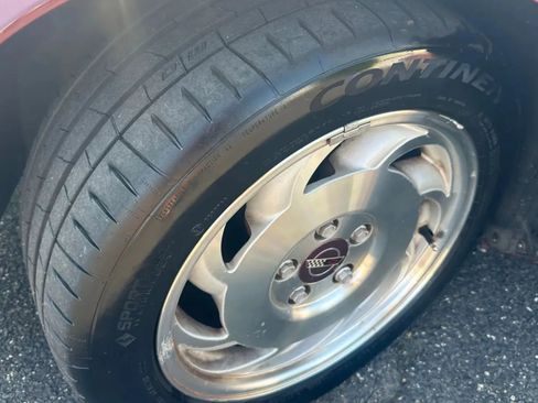 Used 1993 Chevrolet Corvette Coupe image 35