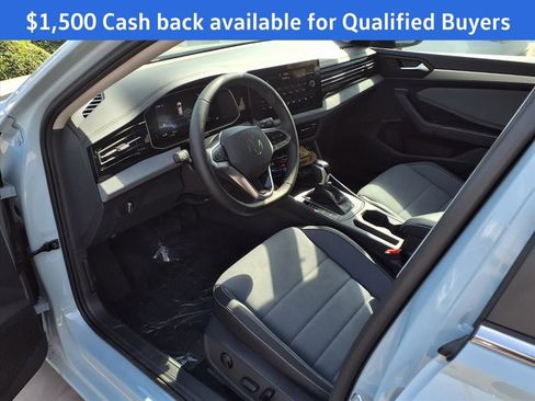 New 2025 Volkswagen Jetta SE image 13