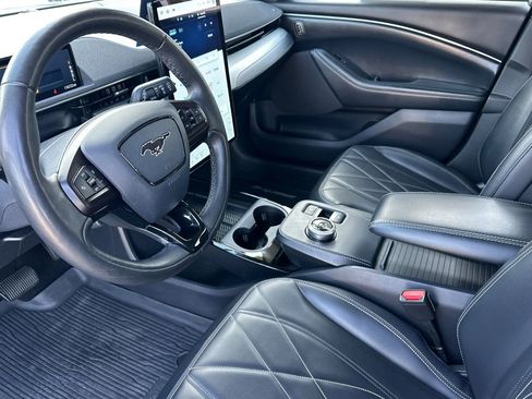 Certified 2021 Ford Mustang Mach-E Select AWD/4WD image 9