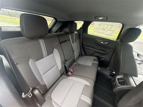 New 2025 Chevrolet Blazer LT w/ LPO, Floor Liner Package image 28