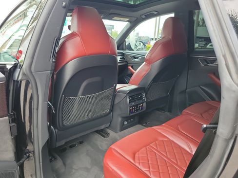 Used 2021 Audi SQ8 Prestige w/ Prestige Package AWD/4WD image 16