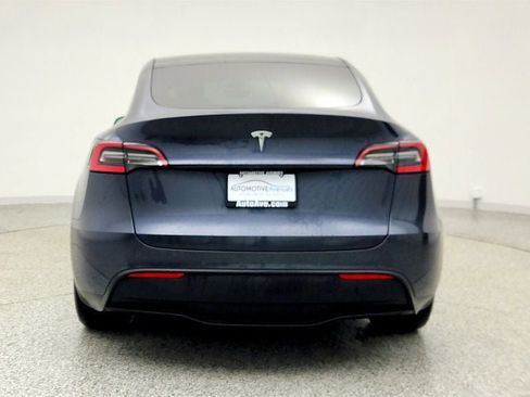 Used 2021 Tesla Model Y 2WD image 6