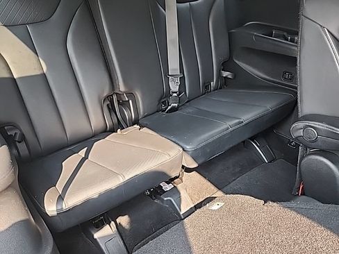 Used 2023 Hyundai Palisade SEL AWD/4WD image 16