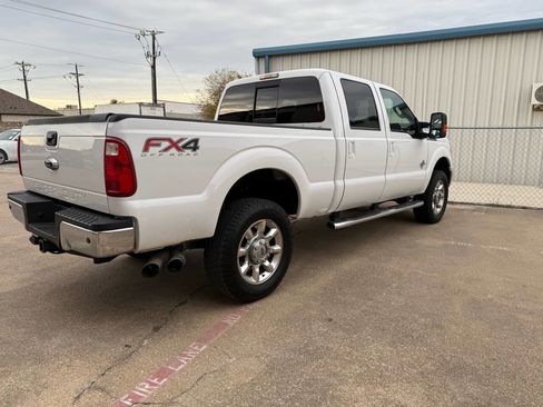 Used 2015 Ford F350 Lariat w/ Lariat Interior Package image 6