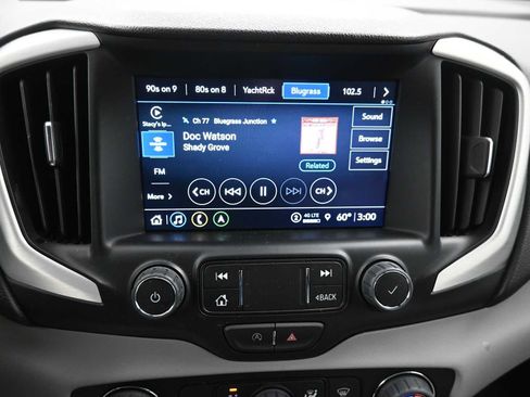 Used 2022 GMC Terrain SLE w/ Driver Convenience Package image 19