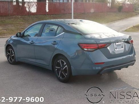 Used 2024 Nissan Sentra SV FWD image 6