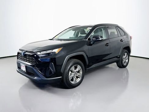 Used 2024 Toyota RAV4 LE AWD/4WD image 2