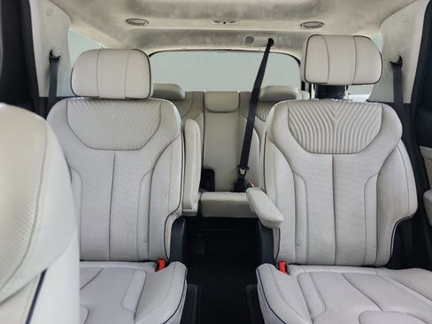 Used 2023 Hyundai Palisade Calligraphy w/ Cargo Package FWD image 18